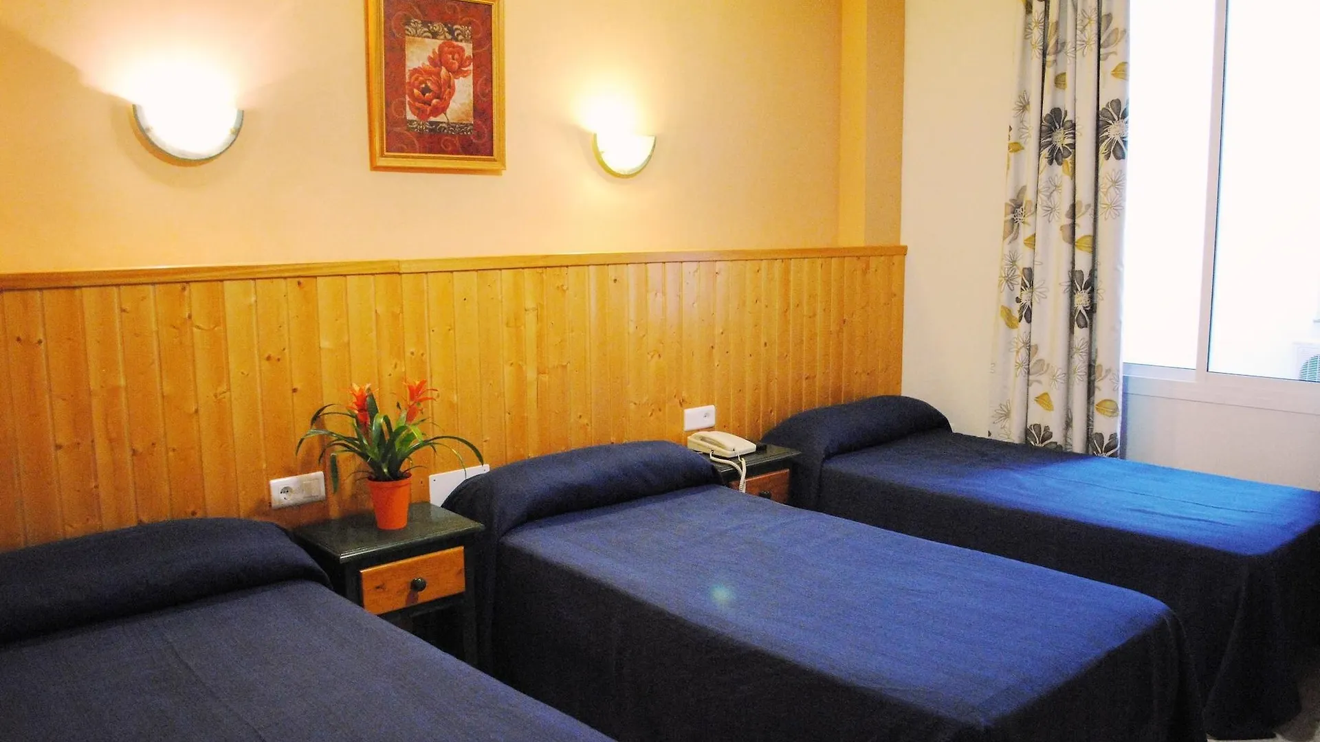 **  Hotel Maria Cristina Rincón de la Victoria Spanien